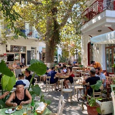 Christos Center Rooms Raches  Екстер'єр фото