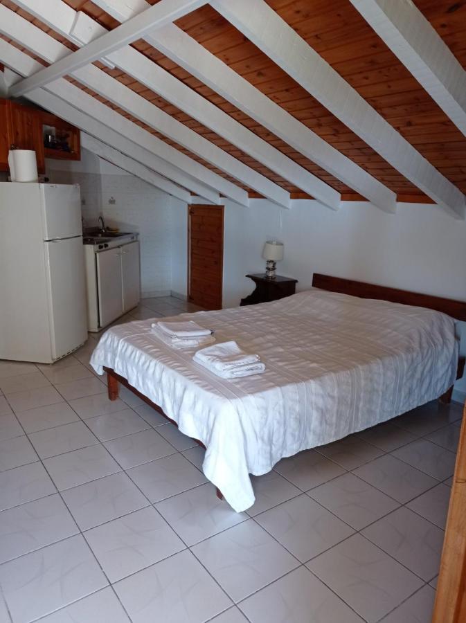 Christos Center Rooms Raches  Екстер'єр фото